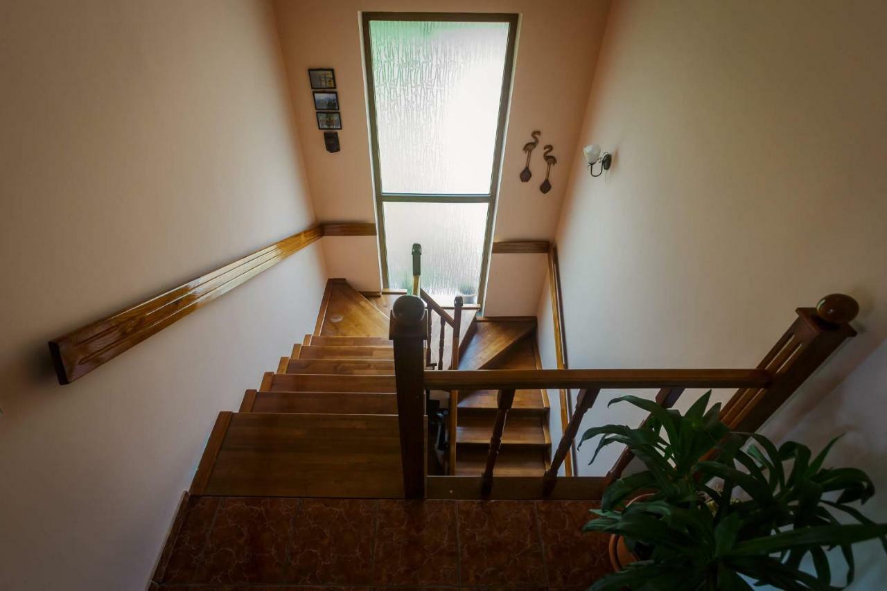 Casa Florilor Otel Curtea de Argeş Dış mekan fotoğraf