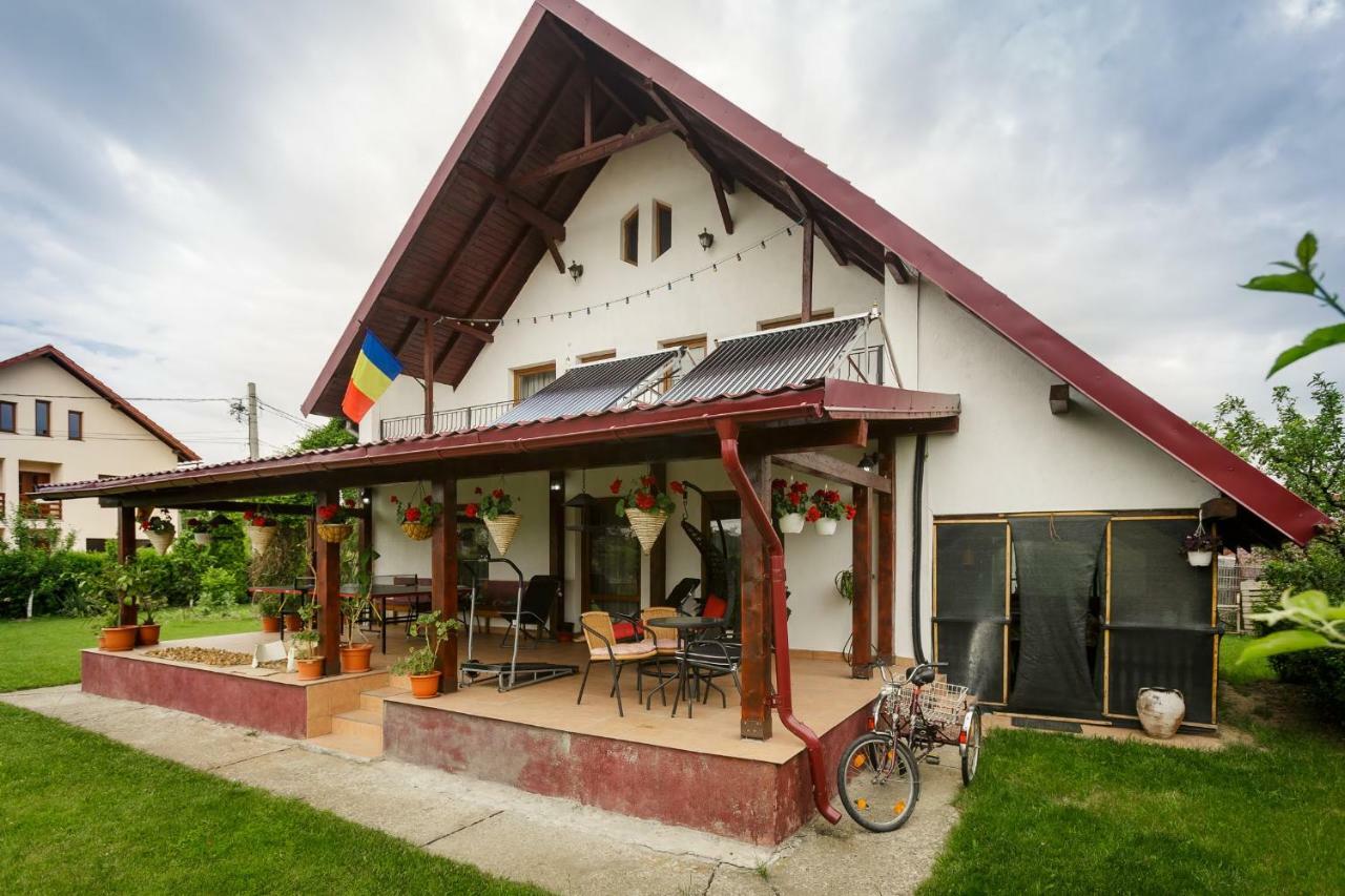 Casa Florilor Otel Curtea de Argeş Dış mekan fotoğraf