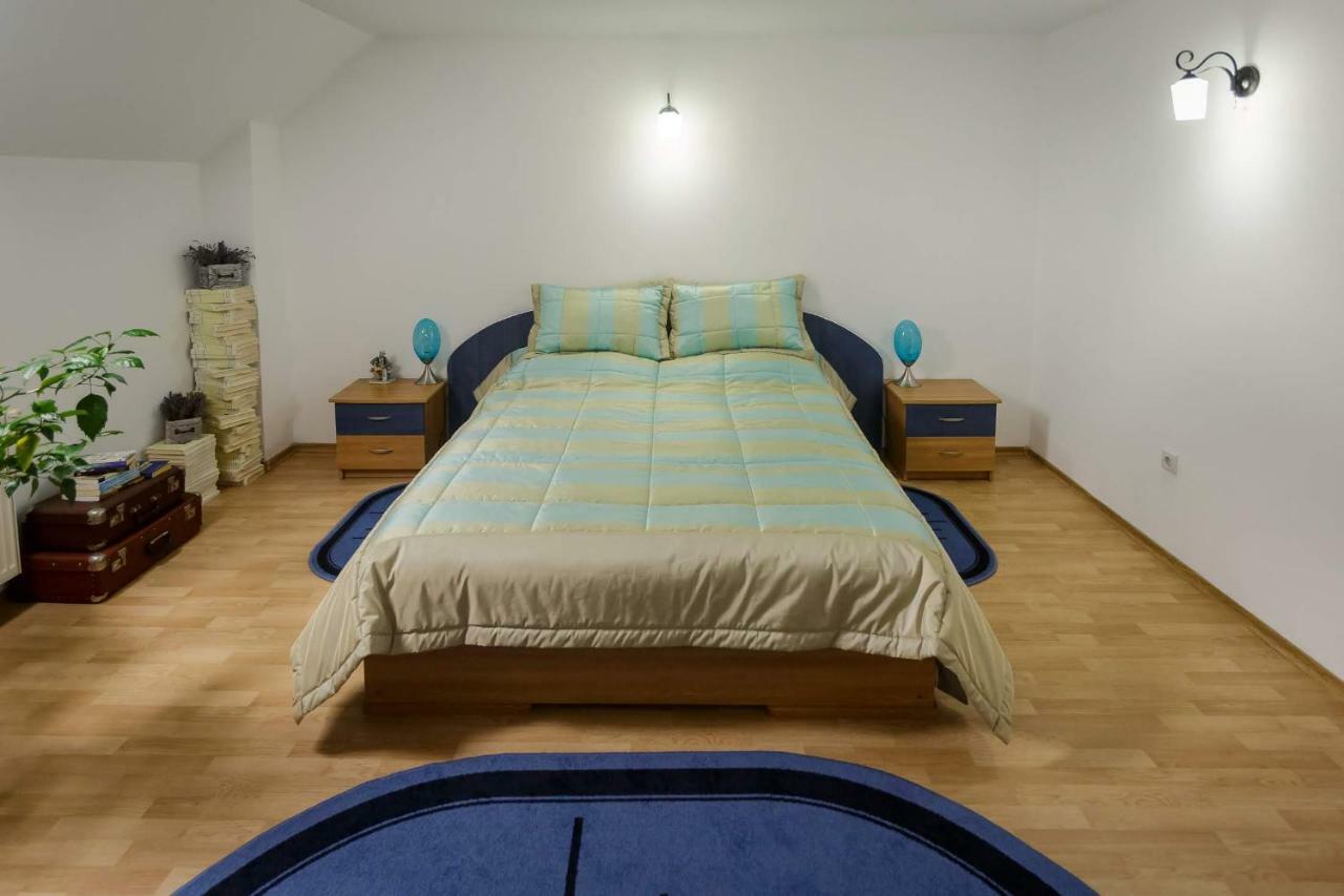 Casa Florilor Otel Curtea de Argeş Dış mekan fotoğraf