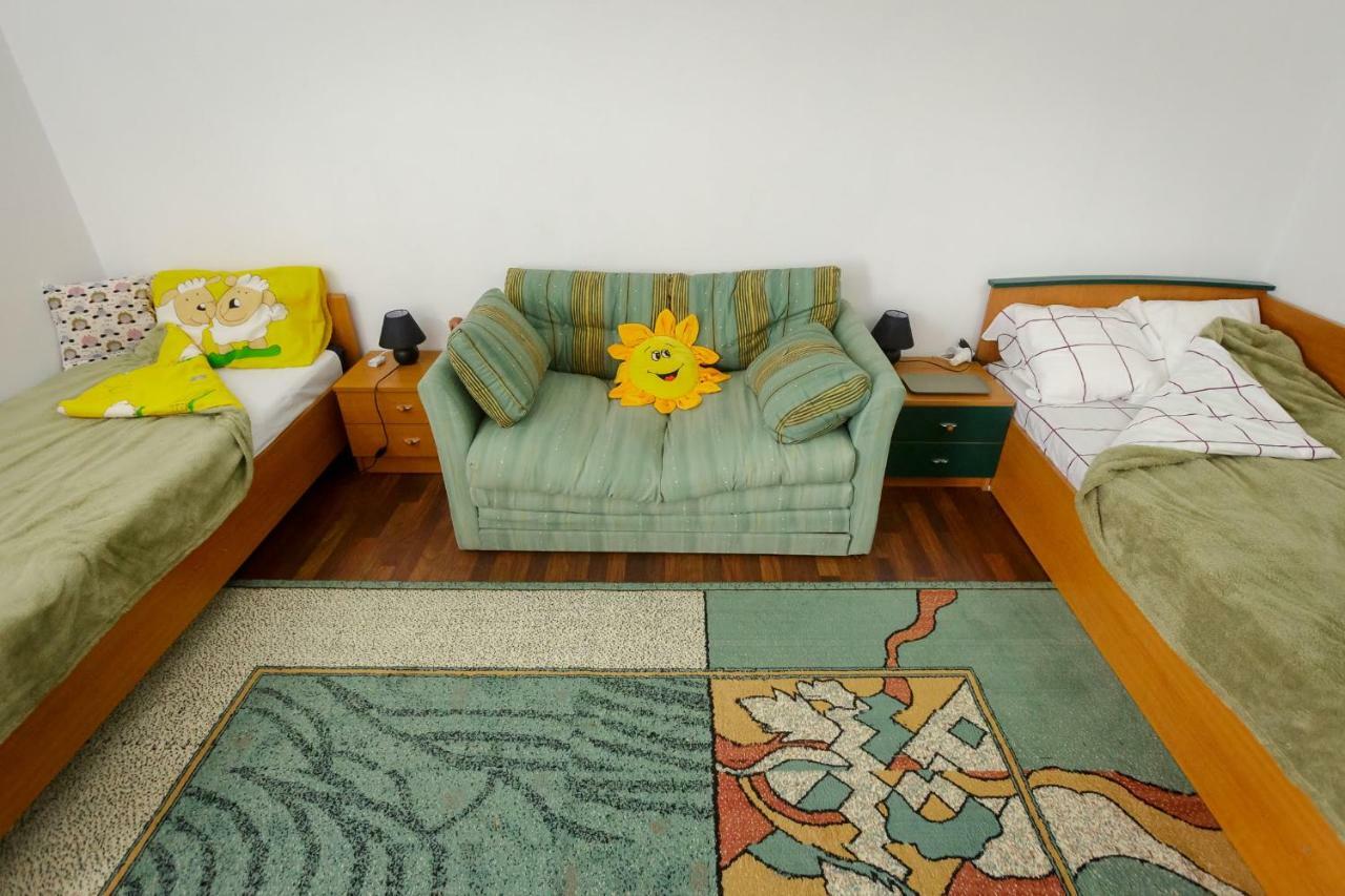 Casa Florilor Otel Curtea de Argeş Dış mekan fotoğraf